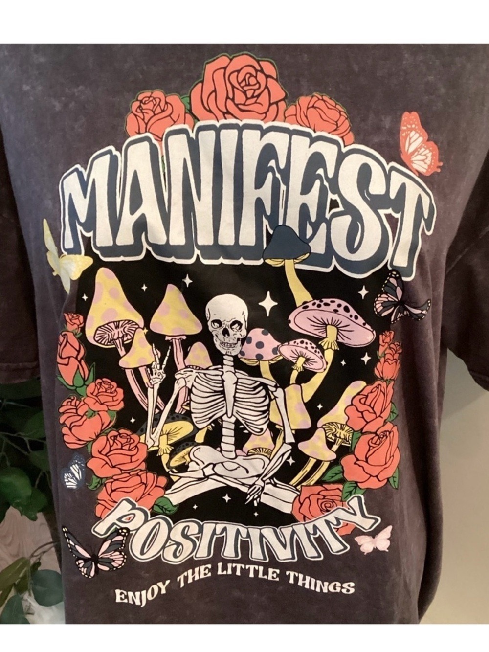 Orange Kiss Manifest Positivity Graphic Tee Size XL Acid Wash Gray Boho Goth - Picture 11 of 12